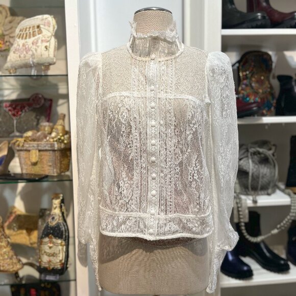 VICTORIAN LACE